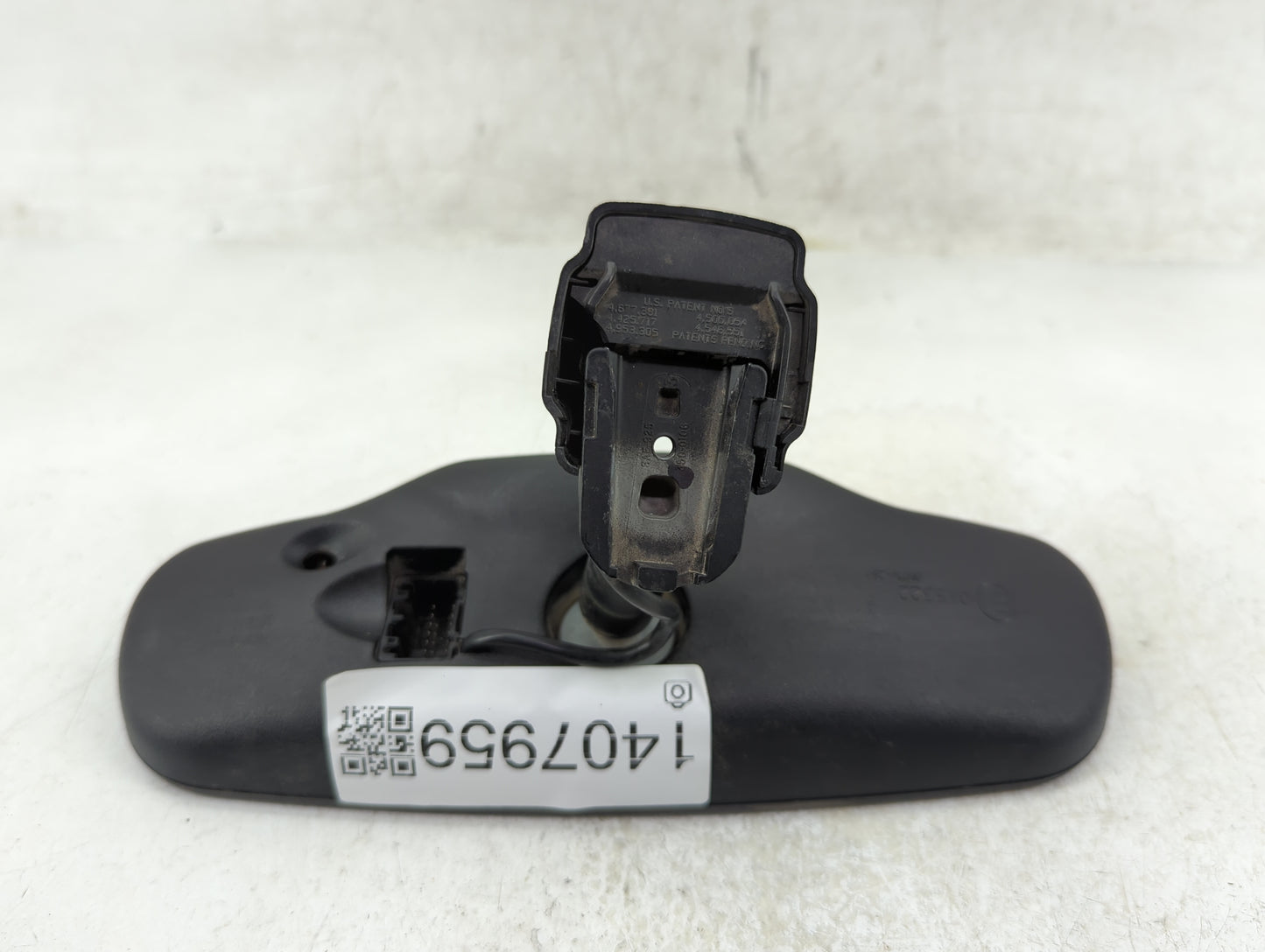 2003 Chevrolet Silverado Interior Rear View Mirror Replacement OEM P/N:E11015322 Fits OEM Used Auto Parts - Oemusedautoparts