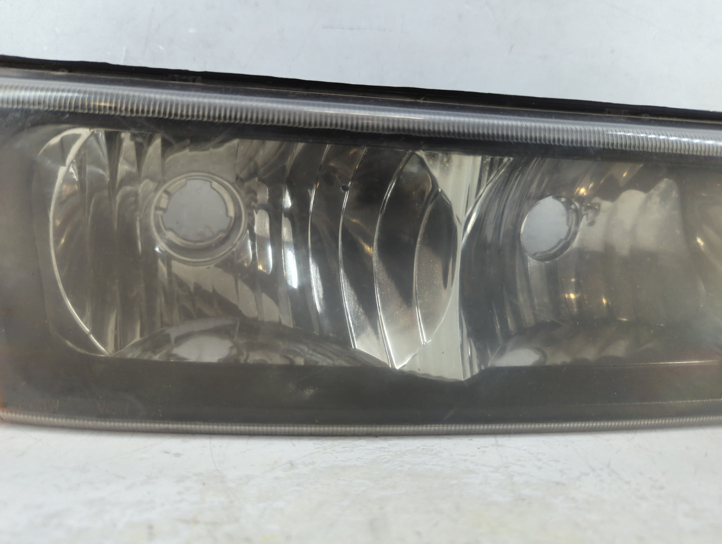 2003 Chevrolet Silverado Passenger Right Oem Head Light Headlight Lamp - Oemusedautoparts1.com