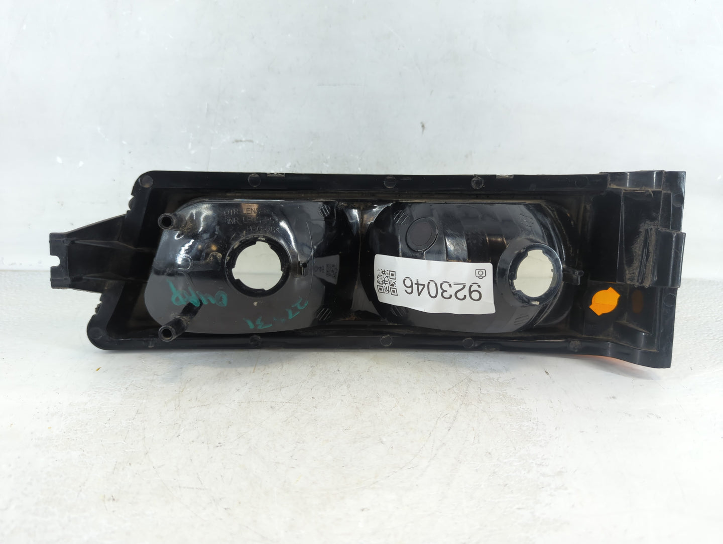 2003 Chevrolet Silverado Passenger Right Oem Head Light Headlight Lamp - Oemusedautoparts1.com