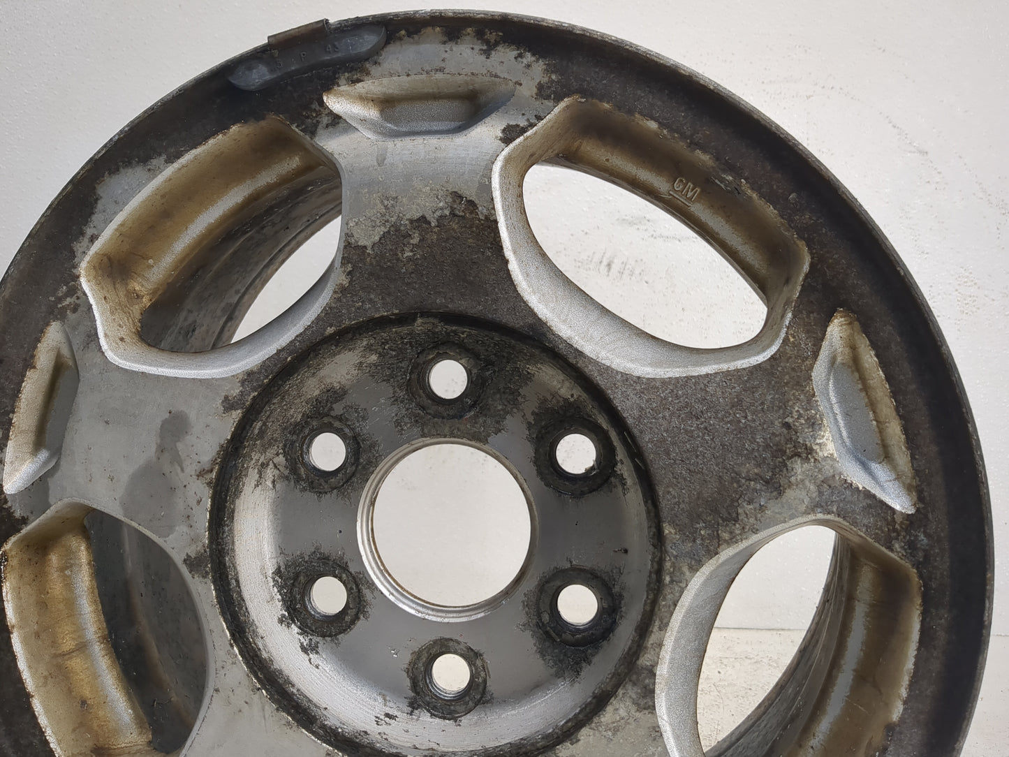 2003-2007 Chevrolet Silverado 1500 Oem Wheel Rim 1131352 - Oemusedautoparts1.com