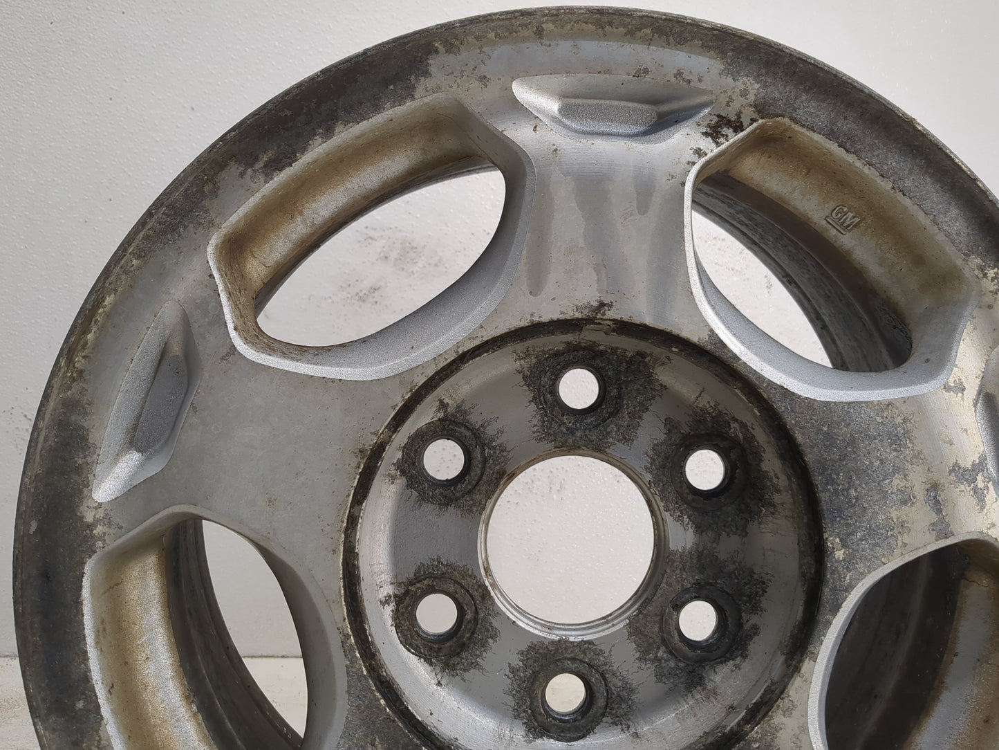 2003-2007 Chevrolet Silverado 1500 Oem Wheel Rim 1131353 - Oemusedautoparts1.com
