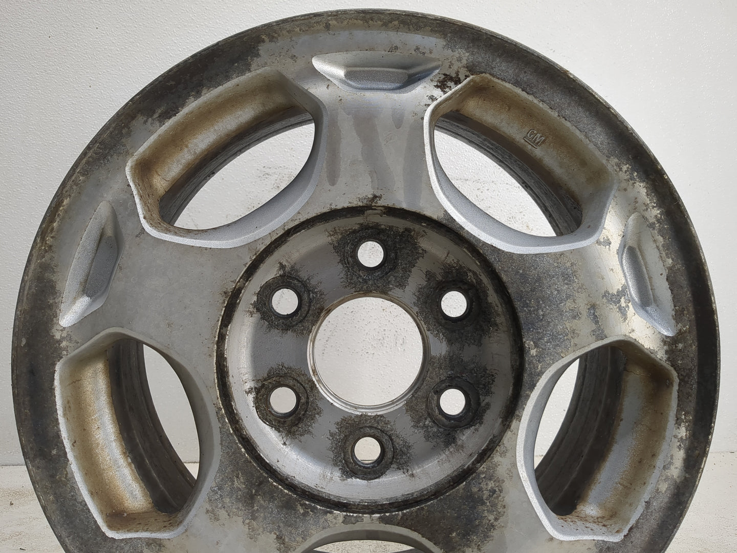 2003-2007 Chevrolet Silverado 1500 Oem Wheel Rim 1131353 - Oemusedautoparts1.com