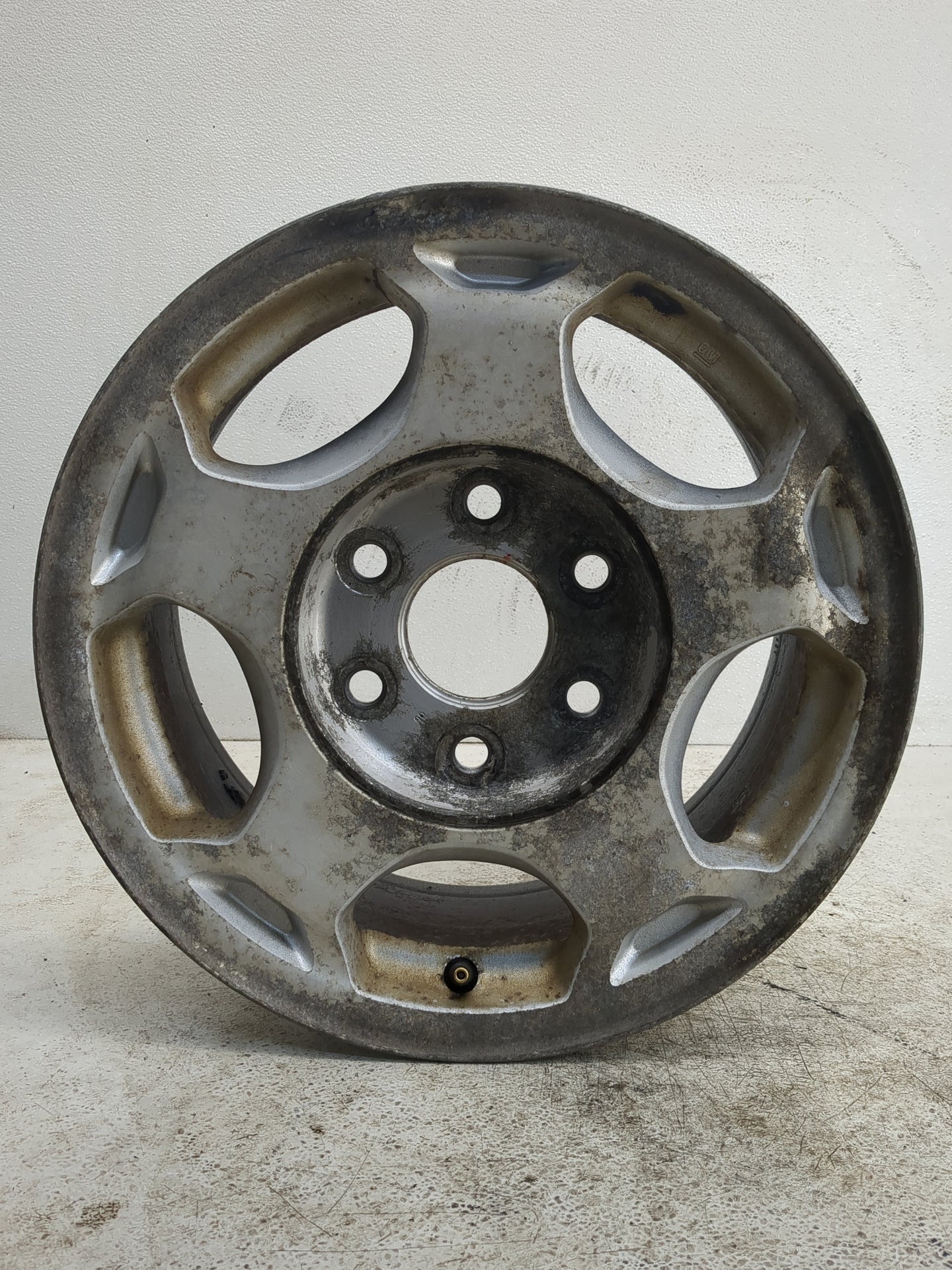 2003-2007 Chevrolet Silverado 1500 Oem Wheel Rim 1131354 - Oemusedautoparts1.com