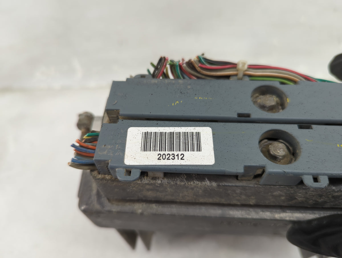2003-2005 Chevrolet Silverado 1500 PCM Engine Control Computer ECU ECM PCU OEM P/N:12582605 12580786 Fits Fits 2003 2004 200