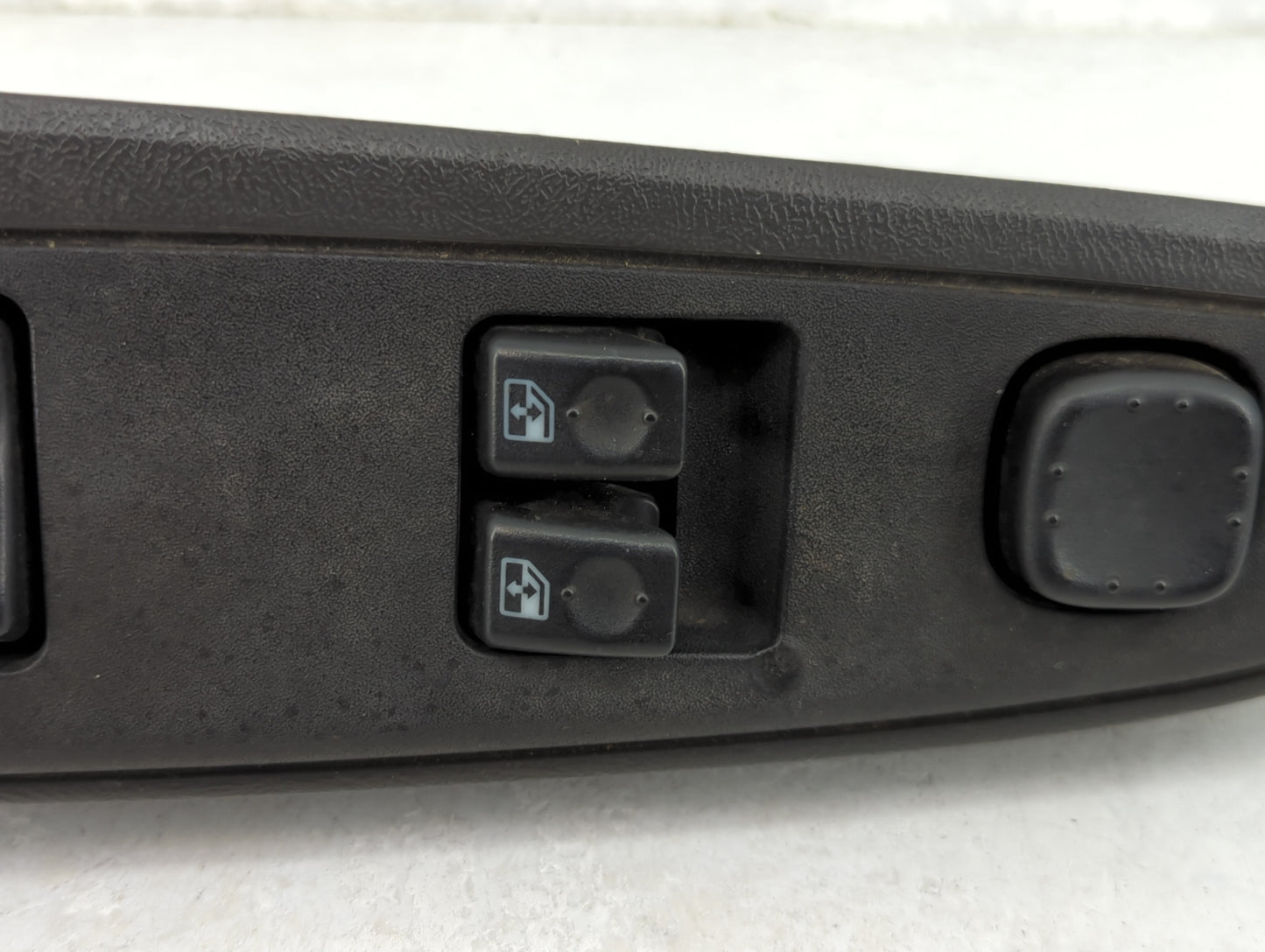 2003-2007 Chevrolet Silverado 1500 Master Power Window Switch Replacement Driver Side Left Fits Fits 2003 2004 2005 2006 200