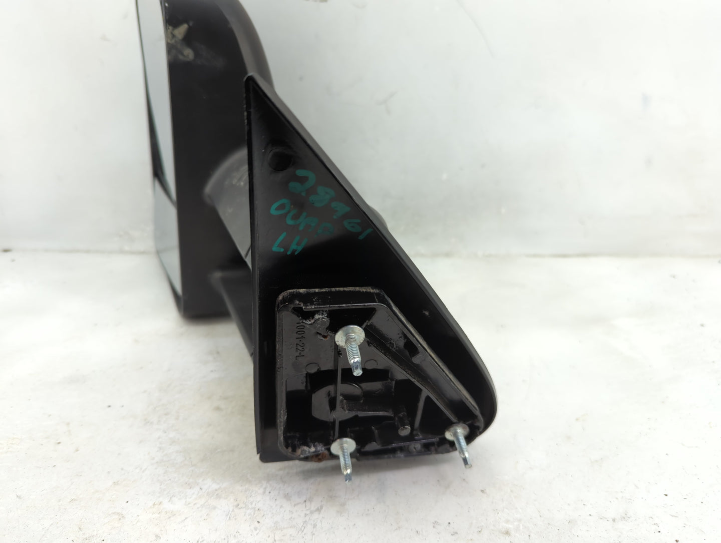 2003 Chevrolet Silverado 1500 Driver Side View Mirror - Left Door Mirror OEM Used - Oemusedautoparts1.com
