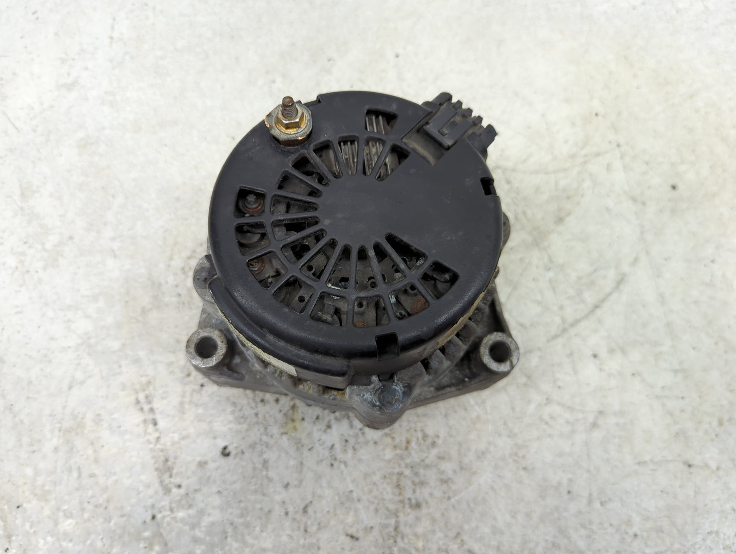 2003 Chevrolet Silverado 1500 Alternator Replacement Generator Charging Assembly Engine OEM P/N:19151898 Fits OEM Used Auto 
