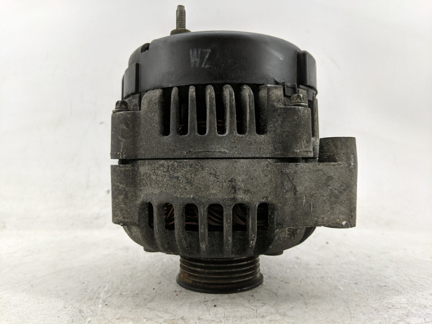 2002-2005 Chevrolet Silverado 1500 Alternator Replacement Generator Charging Assembly Engine OEM P/N:45755616 Fits OEM Used 