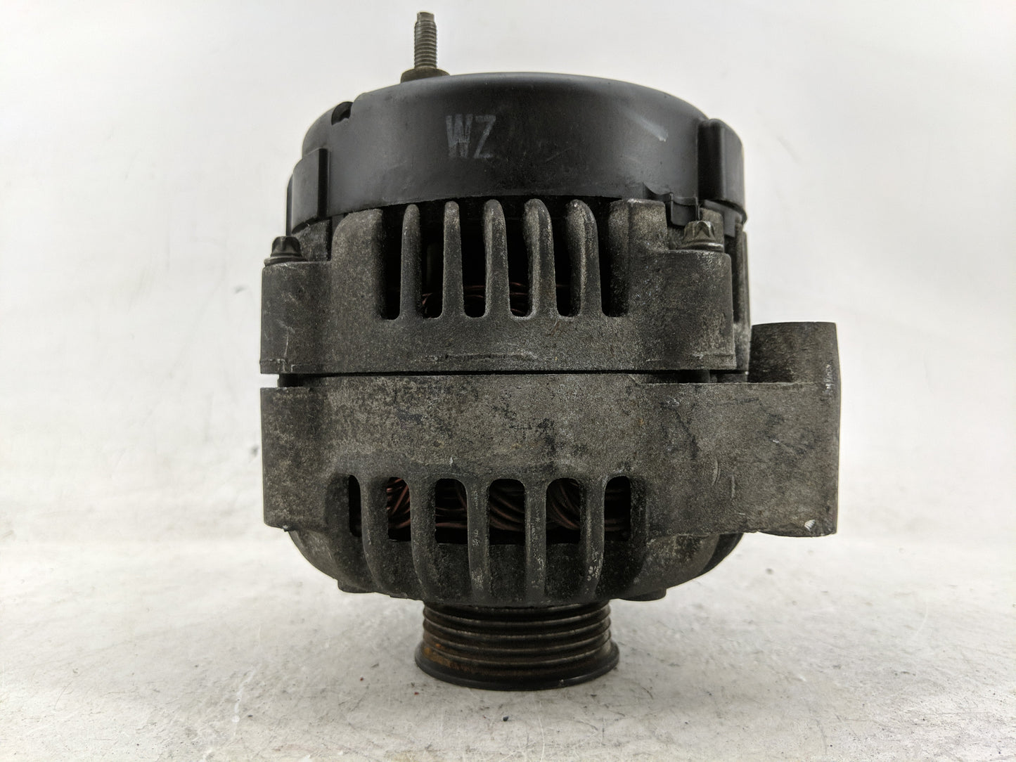 2002-2005 Chevrolet Silverado 1500 Alternator Replacement Generator Charging Assembly Engine OEM P/N:45755616 Fits OEM Used 