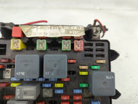 2003-2005 Chevrolet Silverado 1500 Fusebox Fuse Box Panel Relay Module Fits Fits 2003 2004 2005 2006 OEM Used Auto Parts - O
