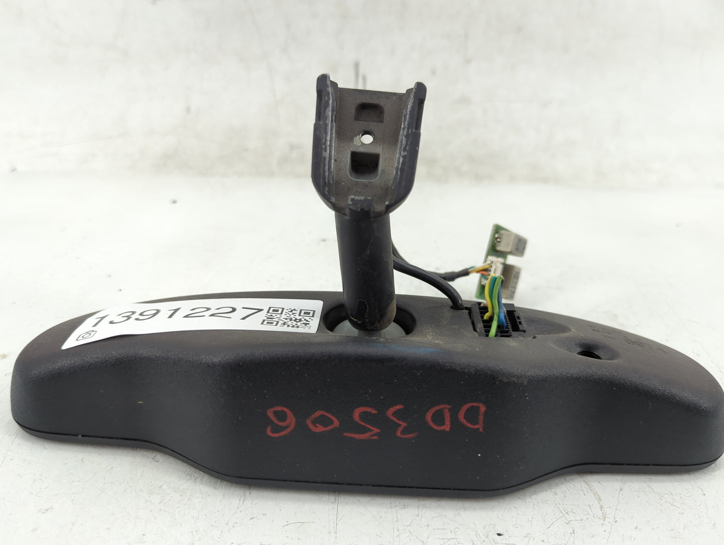 2003 Chevrolet Silverado 1500 Interior Rear View Mirror Replacement OEM P/N:15176974 Fits OEM Used Auto Parts - Oemusedautop