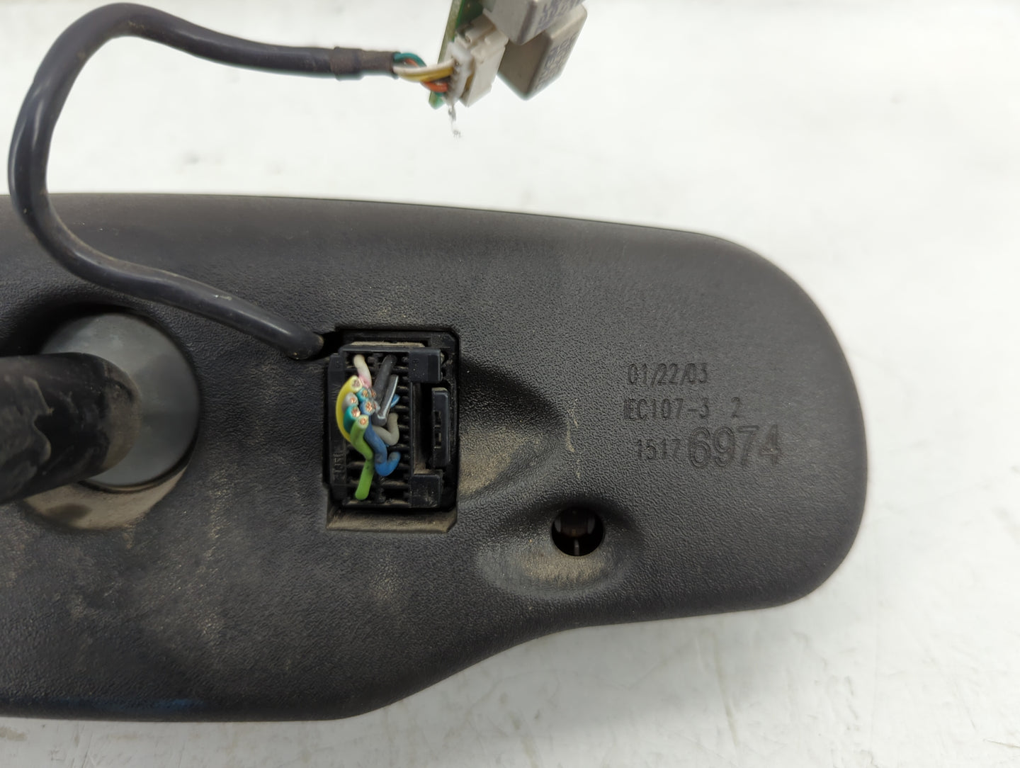 2003 Chevrolet Silverado 1500 Interior Rear View Mirror Replacement OEM P/N:15176974 Fits OEM Used Auto Parts - Oemusedautop