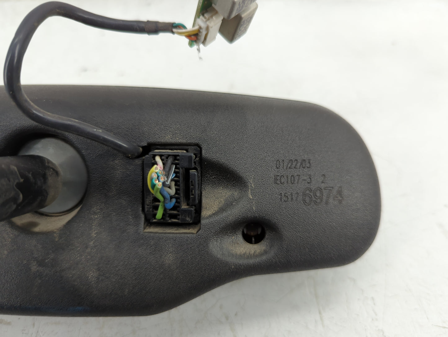 2003 Chevrolet Silverado 1500 Interior Rear View Mirror Replacement OEM P/N:15176974 Fits OEM Used Auto Parts - Oemusedautop