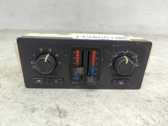 compare product 2003-2004 Chevrolet Silverado 1500 Climate Control Module Temperature AC/Heater Replacement P/N:15220318 Fits Fits 2003 2004 OEM Used Auto Parts