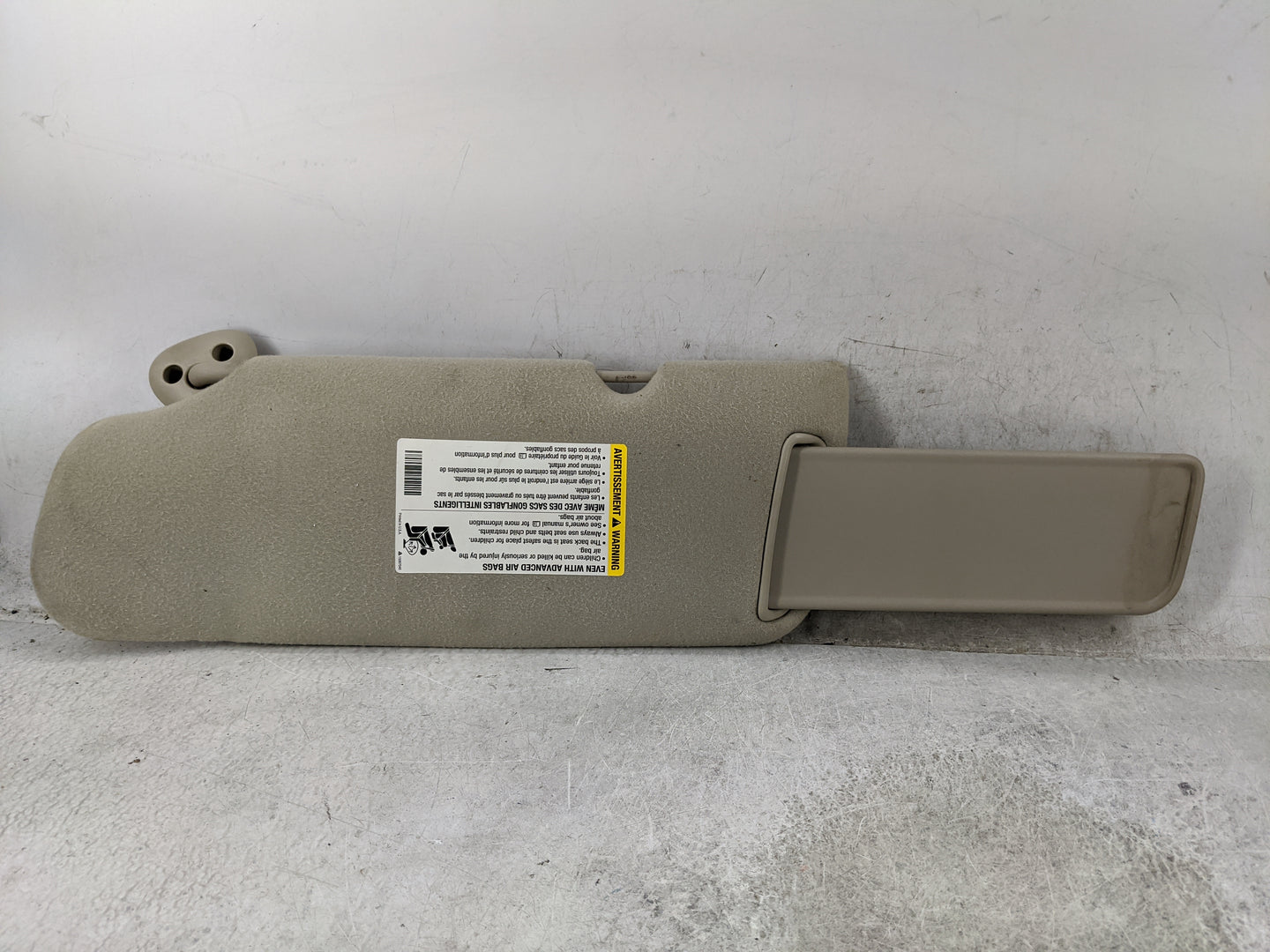 2003-2007 Chevrolet Silverado 1500 Sun Visor Shade Replacement Passenger Right Mirror Fits Fits 2003 2004 2005 2006 2007 OEM