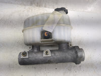 2003-2007 Chevrolet Silverado 1500 Brake Master Cylinder 1497526 - Oemusedautoparts1.com