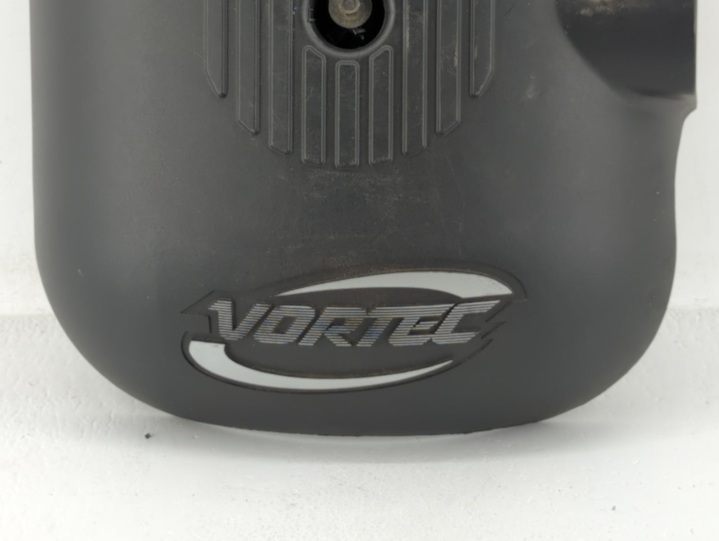 2003 Chevrolet Silverado 1500 Engine Cover - Oemusedautoparts1.com