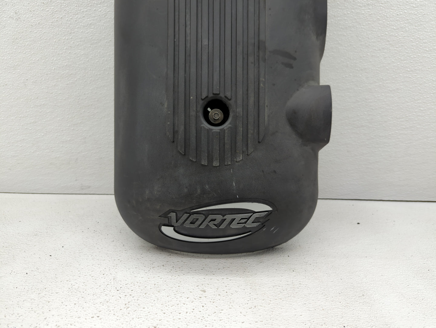 2003 Chevrolet Silverado 1500 Engine Cover - Oemusedautoparts1.com