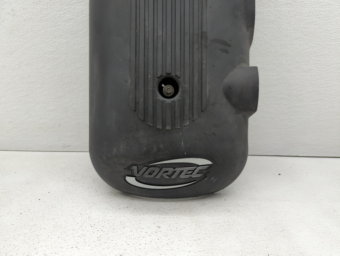 2003 Chevrolet Silverado 1500 Engine Cover - Oemusedautoparts1.com