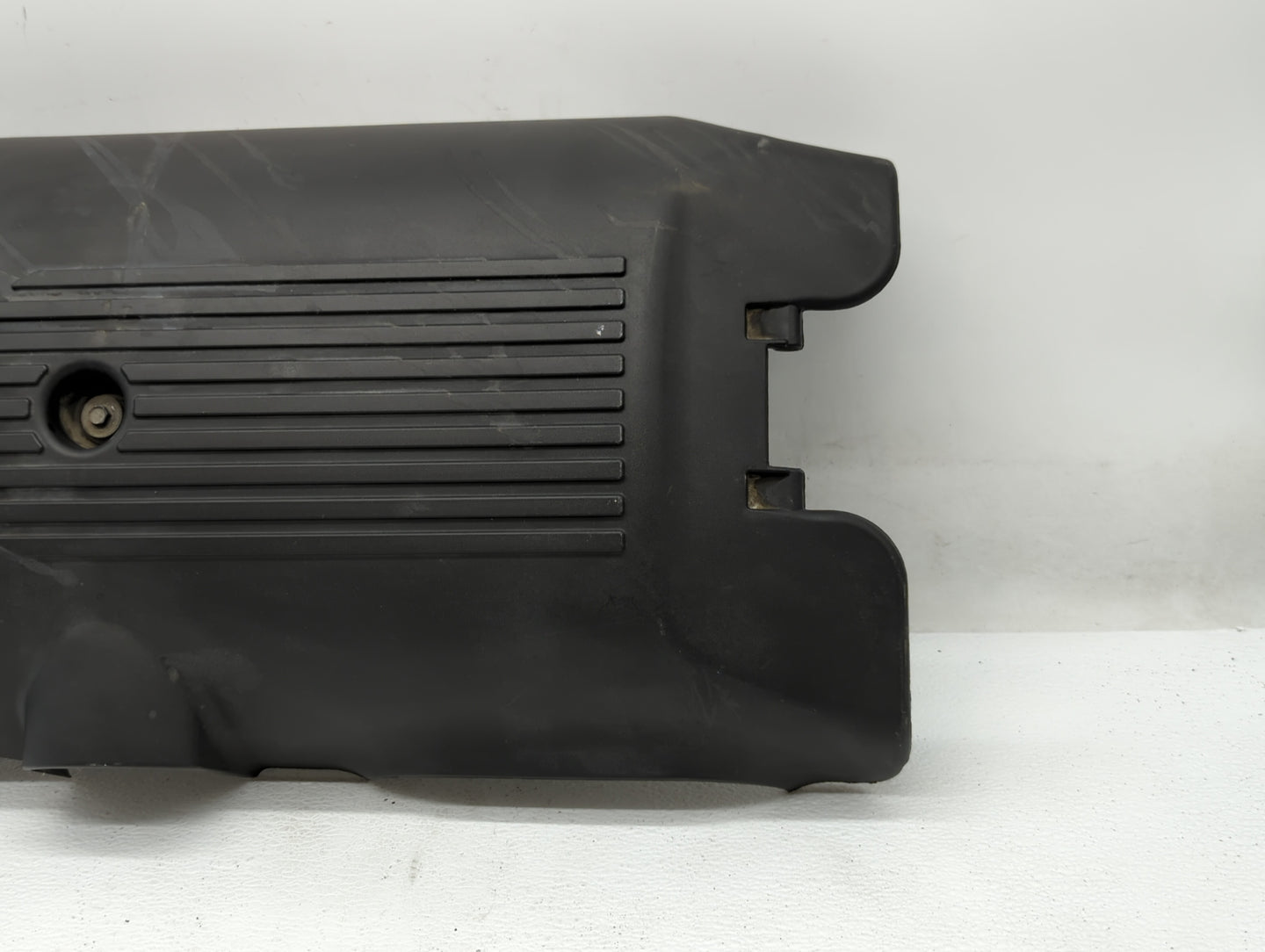 2003 Chevrolet Silverado 1500 Engine Cover - Oemusedautoparts1.com