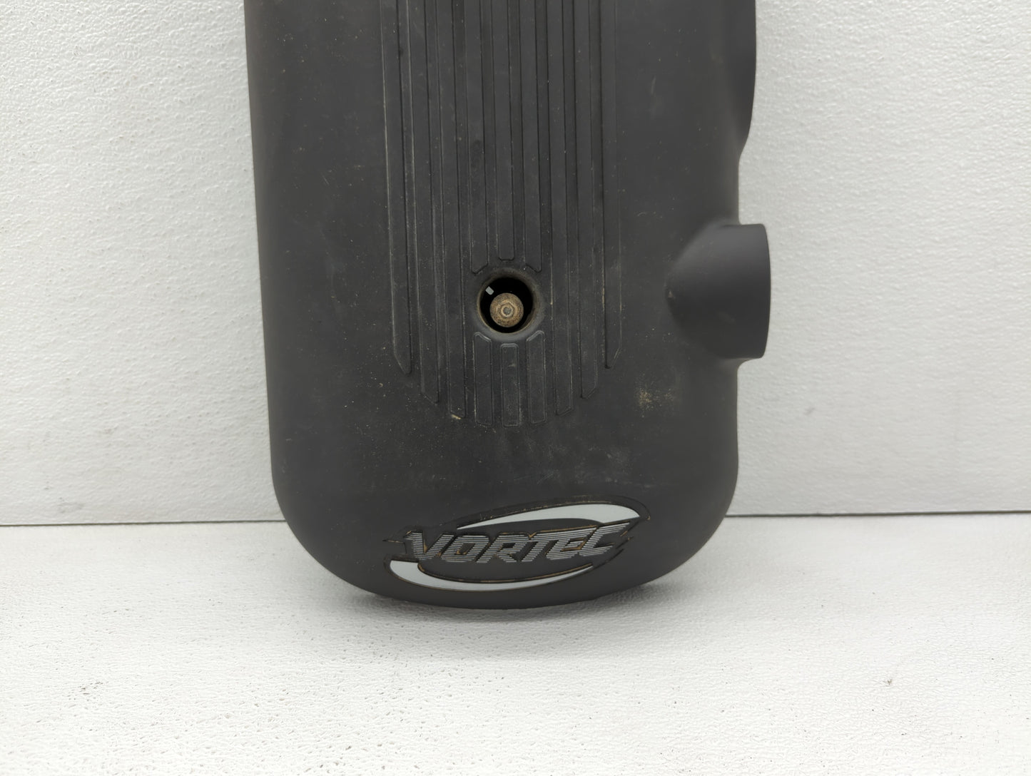 2003 Chevrolet Silverado 1500 Engine Cover - Oemusedautoparts1.com