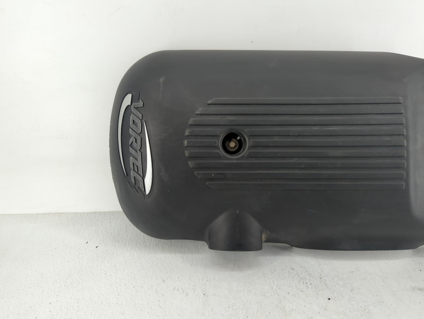 2003 Chevrolet Silverado 1500 Engine Cover - Oemusedautoparts1.com