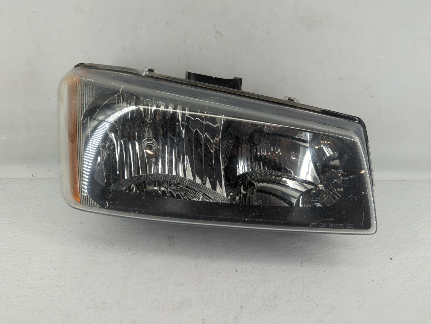 2003 Silverado 1500 Passenger Right Oem Head Light Headlight Lamp - Oemusedautoparts1.com