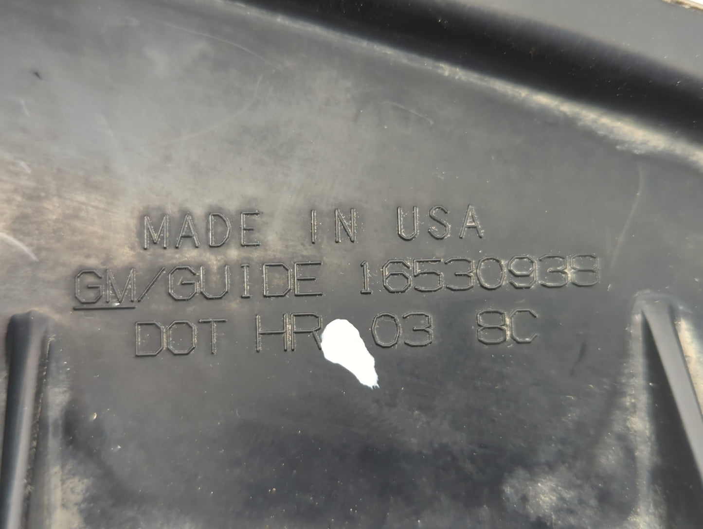 2003 Silverado 1500 Passenger Right Oem Head Light Headlight Lamp - Oemusedautoparts1.com