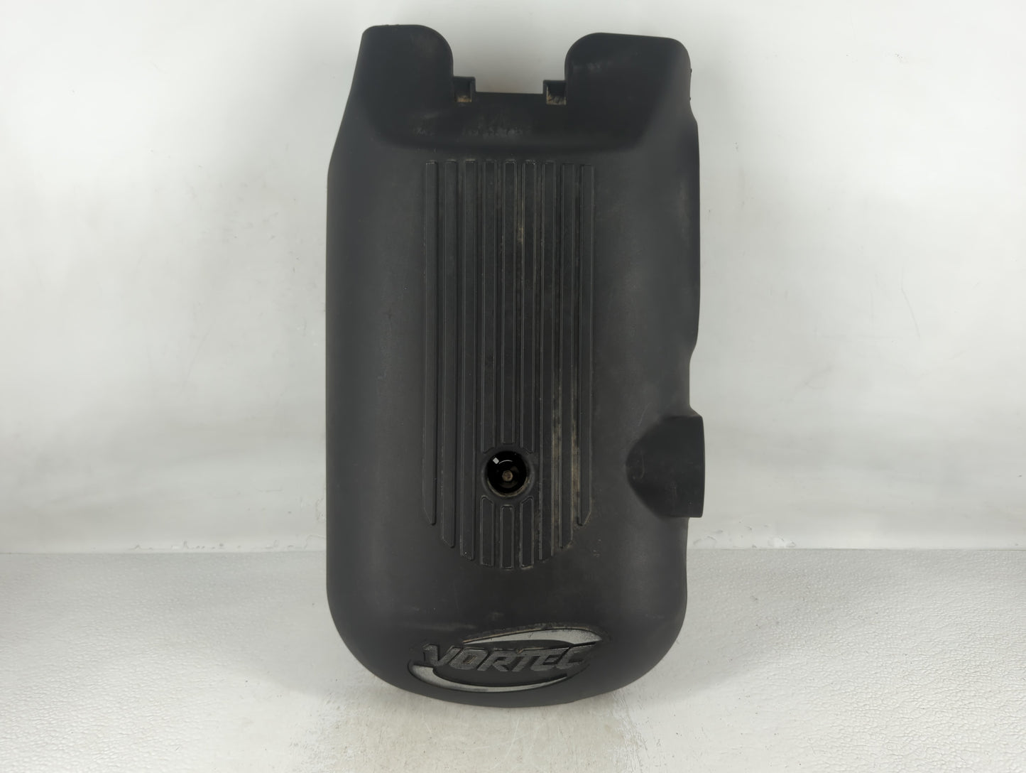 2003 Chevrolet Silverado 1500 Engine Cover - Oemusedautoparts1.com