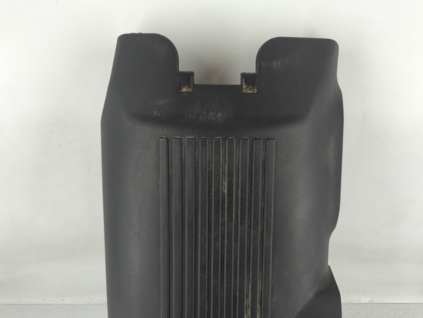 2003 Chevrolet Silverado 1500 Engine Cover - Oemusedautoparts1.com