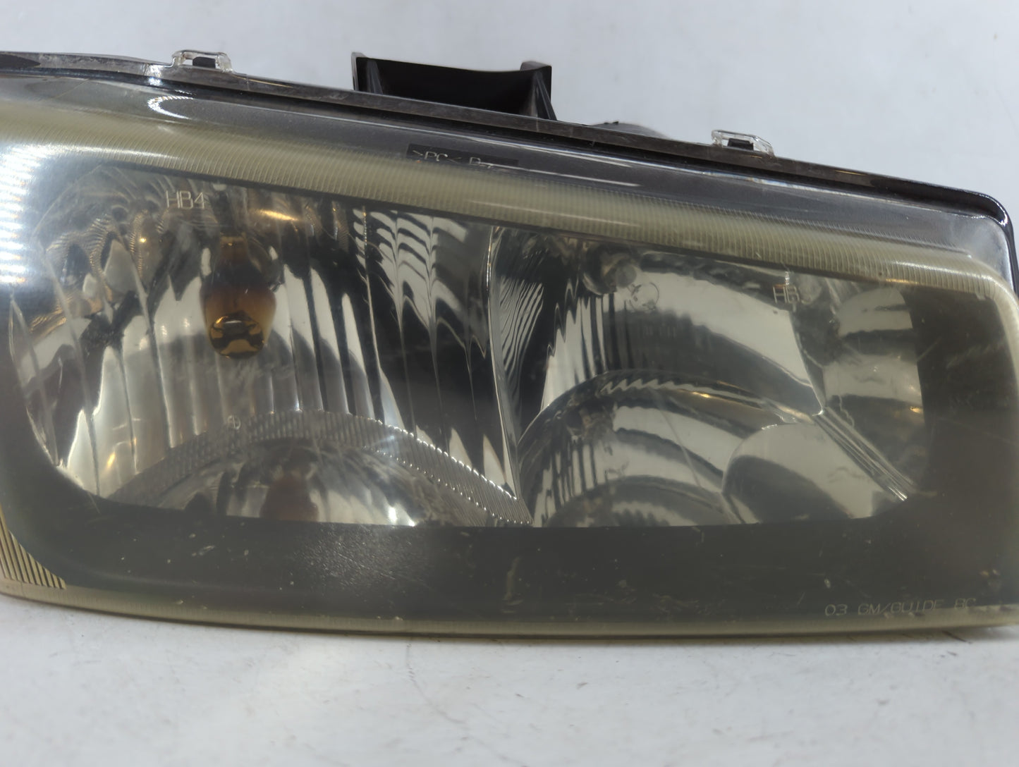 2003 Silverado 1500 Passenger Right Oem Head Light Headlight Lamp - Oemusedautoparts1.com