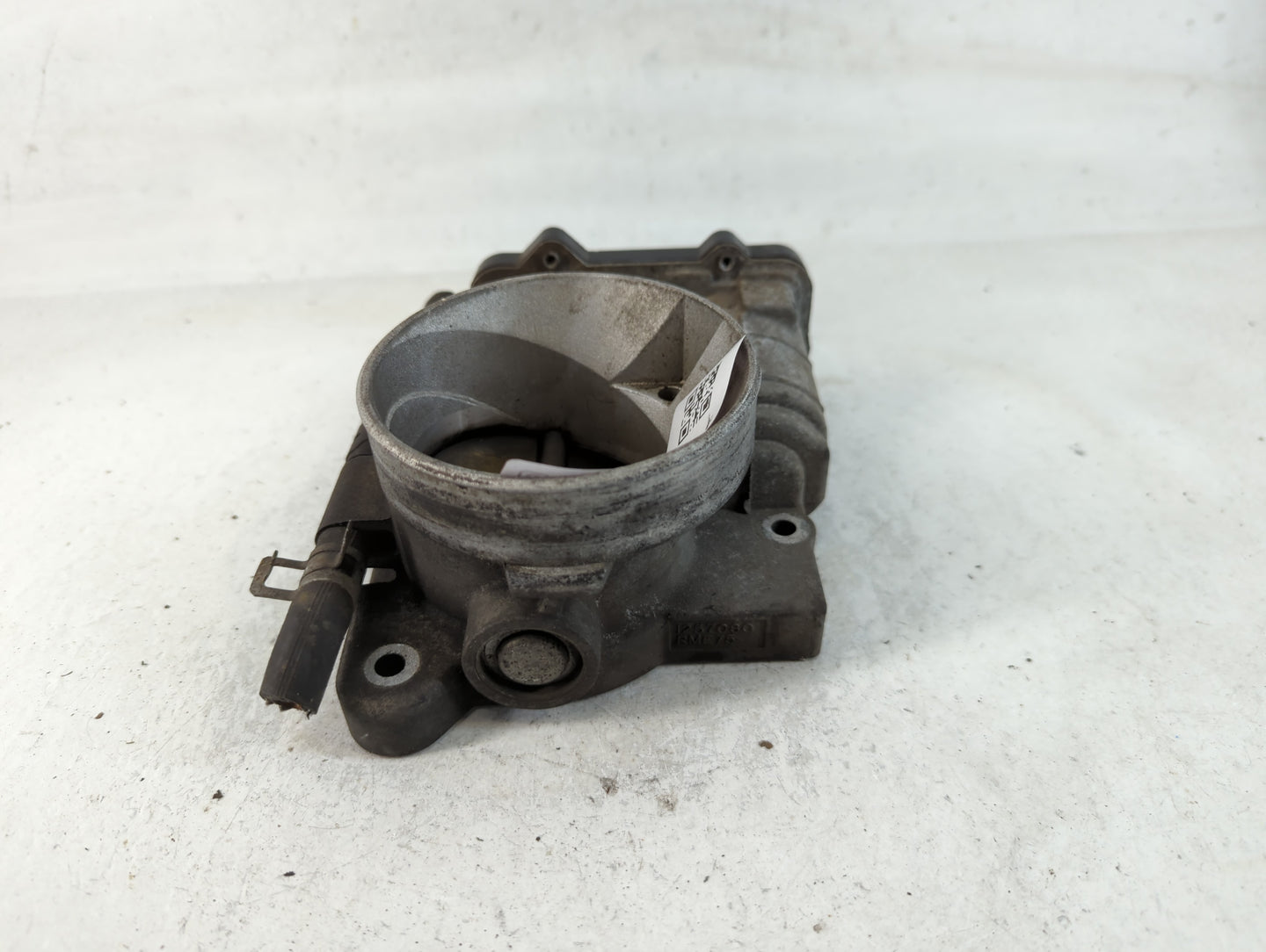 2003-2007 Chevrolet Silverado 1500 Throttle Body P/N:1257080 Fits Fits 2003 2004 2005 2006 2007 OEM Used Auto Parts - Oemuse