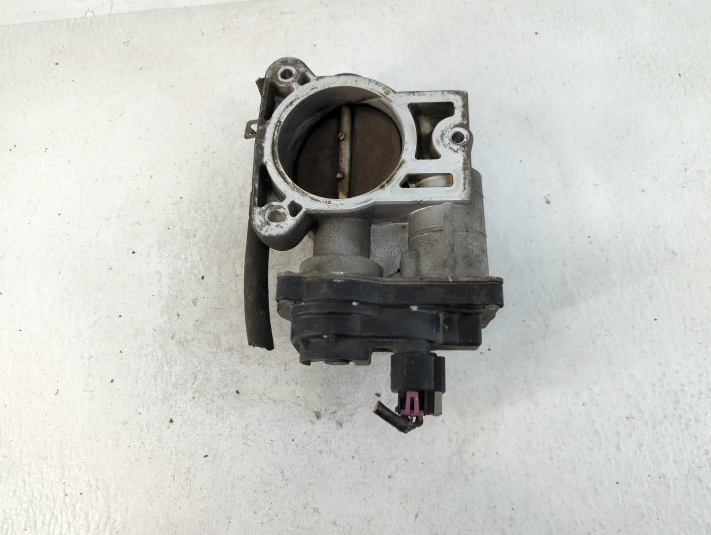 2003-2007 Chevrolet Silverado 1500 Throttle Body P/N:1257080 Fits Fits 2003 2004 2005 2006 2007 OEM Used Auto Parts - Oemuse