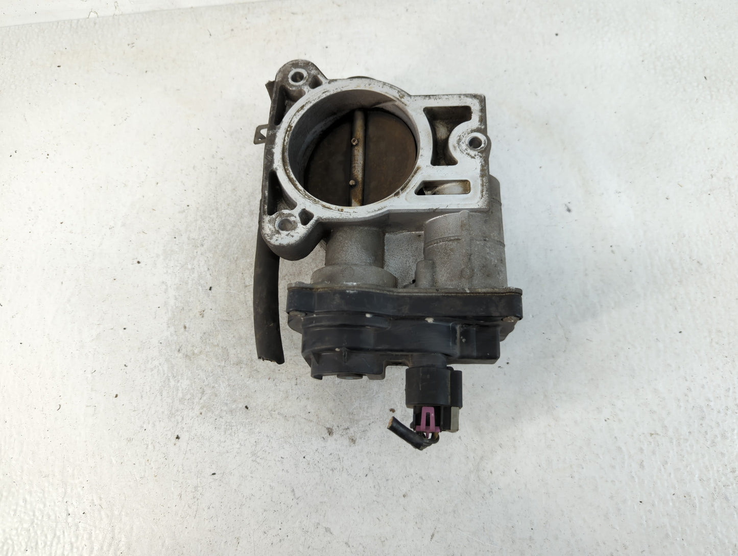 2003-2007 Chevrolet Silverado 1500 Throttle Body P/N:1257080 Fits Fits 2003 2004 2005 2006 2007 OEM Used Auto Parts - Oemuse