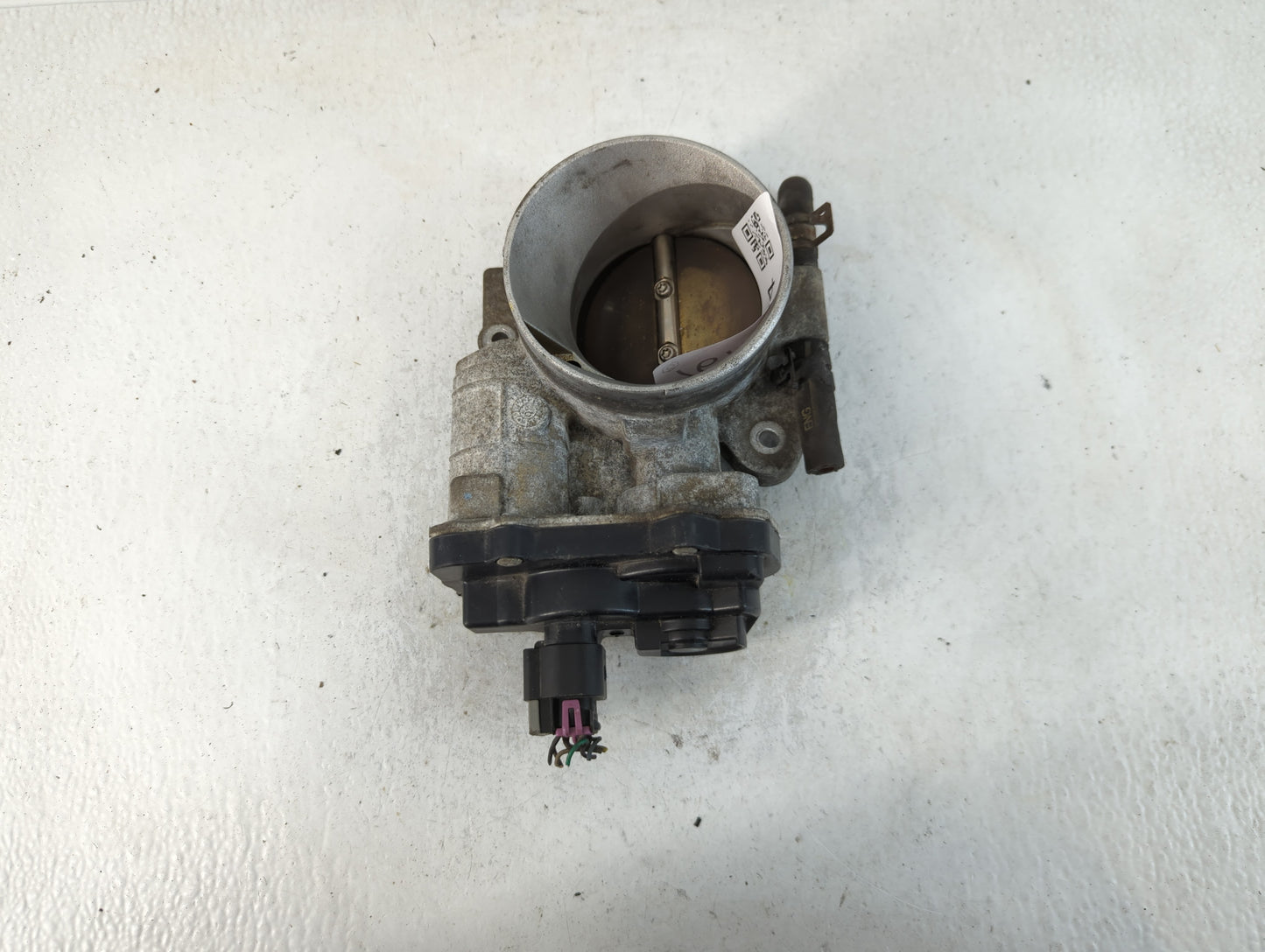 2003-2007 Chevrolet Silverado 1500 Throttle Body P/N:1257080 Fits Fits 2003 2004 2005 2006 2007 OEM Used Auto Parts - Oemuse