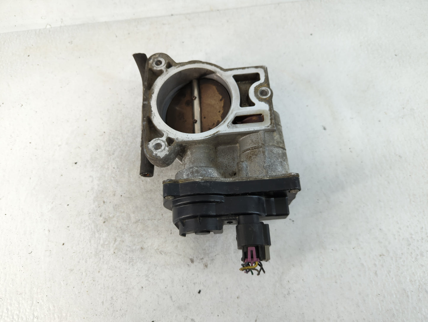 2003-2007 Chevrolet Silverado 1500 Throttle Body P/N:1257080 Fits Fits 2003 2004 2005 2006 2007 OEM Used Auto Parts - Oemuse