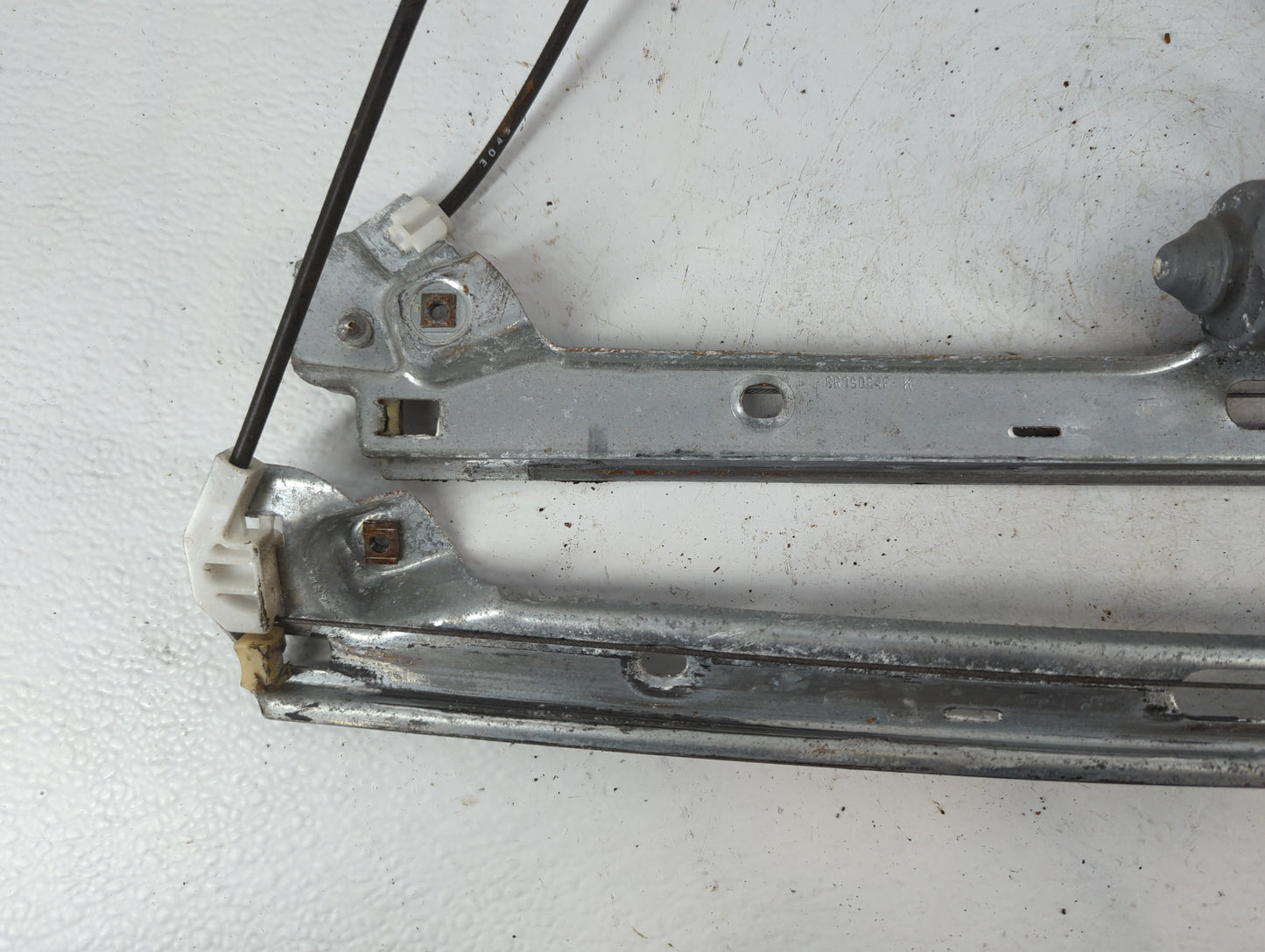 1999 Chevrolet Silverado 1500 Passenger Front Right Power Window Motor - Oemusedautoparts1.com