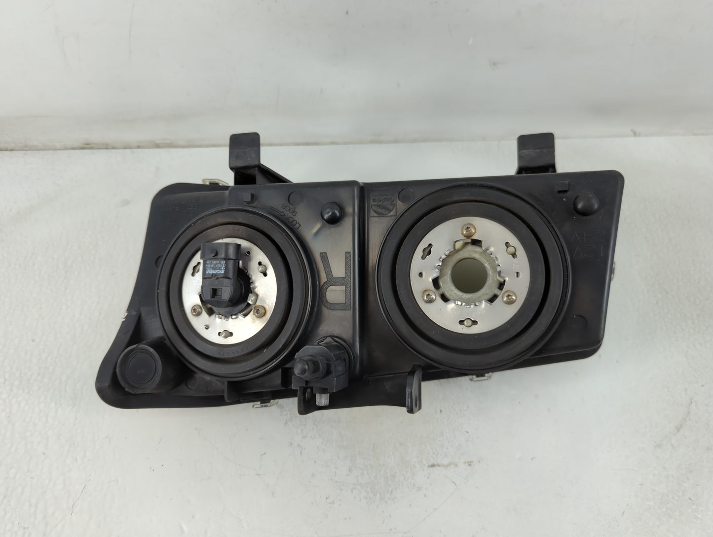 2003 Silverado 1500 Passenger Right Oem Head Light Headlight Lamp - Oemusedautoparts1.com