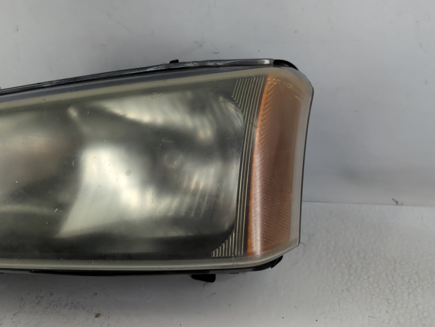 2003 Chevrolet Silverado 1500 Driver Left Oem Head Light Headlight Lamp - Oemusedautoparts1.com