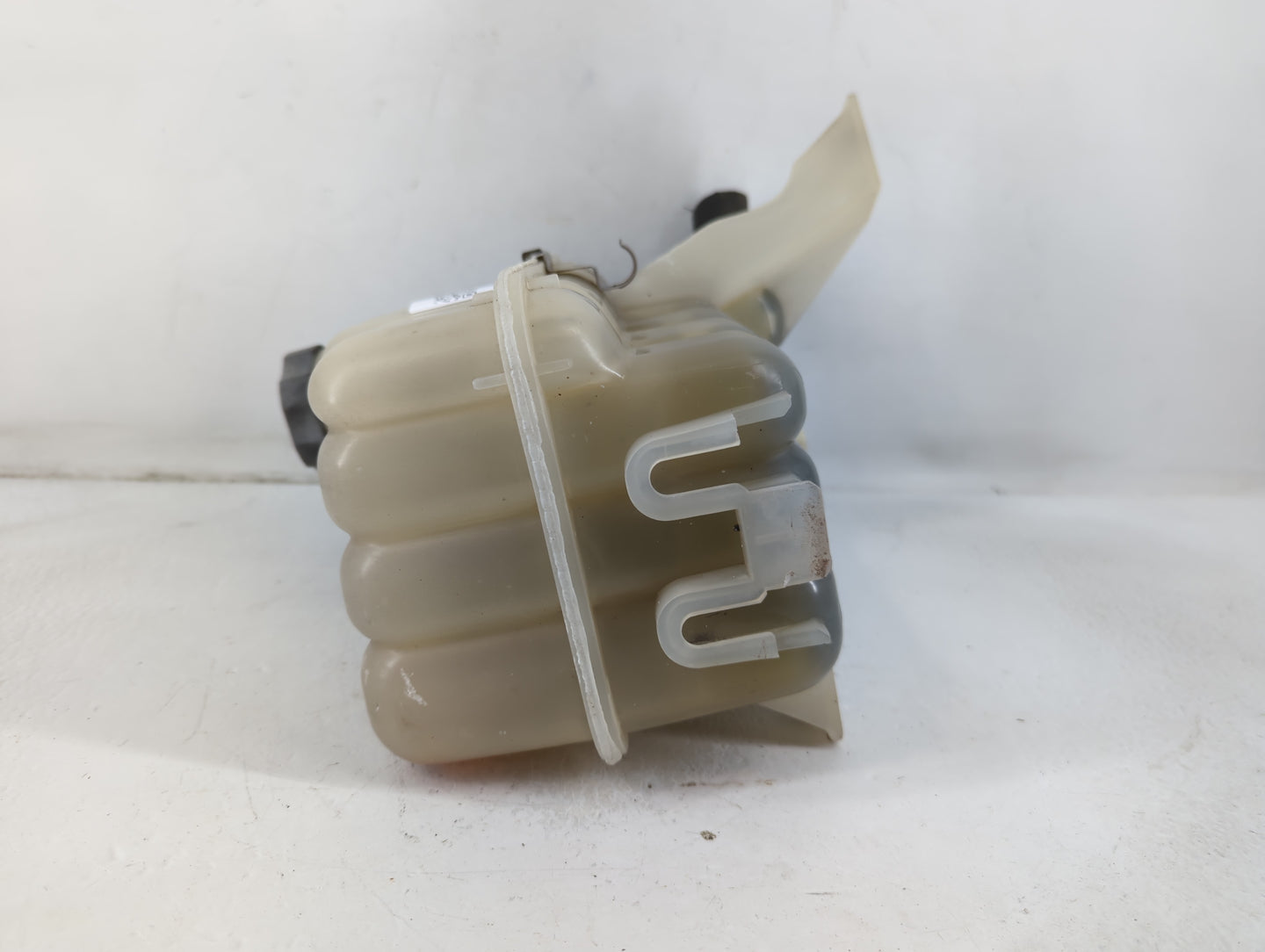 1999 Silverado 1500 Radiator Coolant Overflow Expansion Tank Bottle - Oemusedautoparts1.com