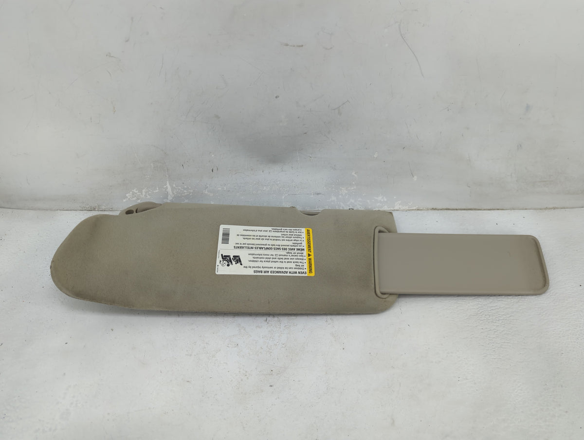 2003-2007 Chevrolet Silverado 1500 Sun Visor Shade Replacement Passenger Right Mirror Fits Fits 2003 2004 2005 2006 2007 OEM