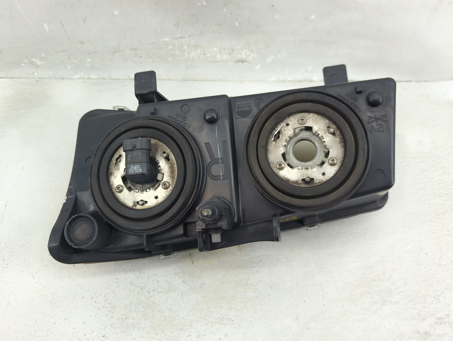 Head Lights 2003 CHEVROLET SILVERADO 1500 PICKUP - Oemusedautoparts1.com
