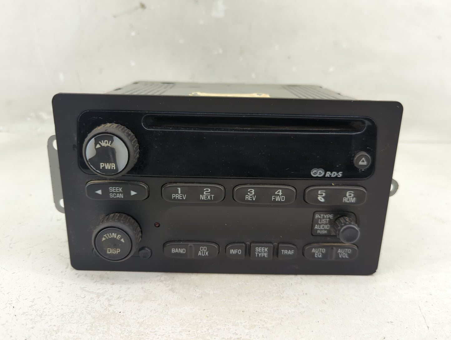 2003 Chevrolet Silverado 1500 Pickup Radio AM FM Cd Player Receiver Replacement P/N:15184932 Fits Fits 2004 2005 2006 OEM Us