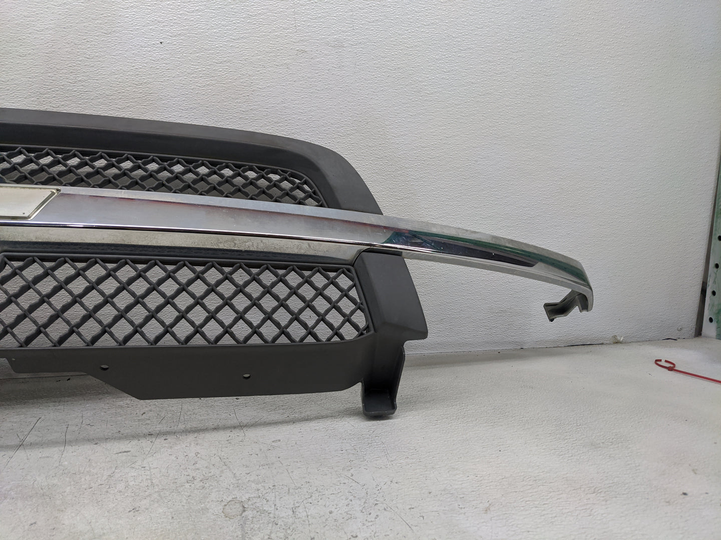 Chevrolet Silverado 1500 Pickup Front Grille Bumper Not Included - Oemusedautoparts1.com