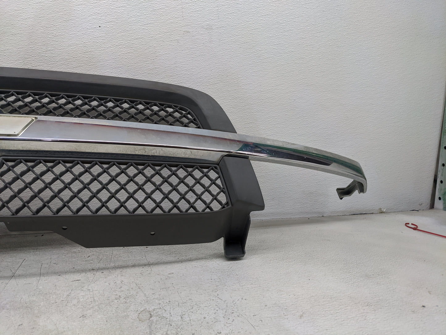Chevrolet Silverado 1500 Pickup Front Grille Bumper Not Included - Oemusedautoparts1.com