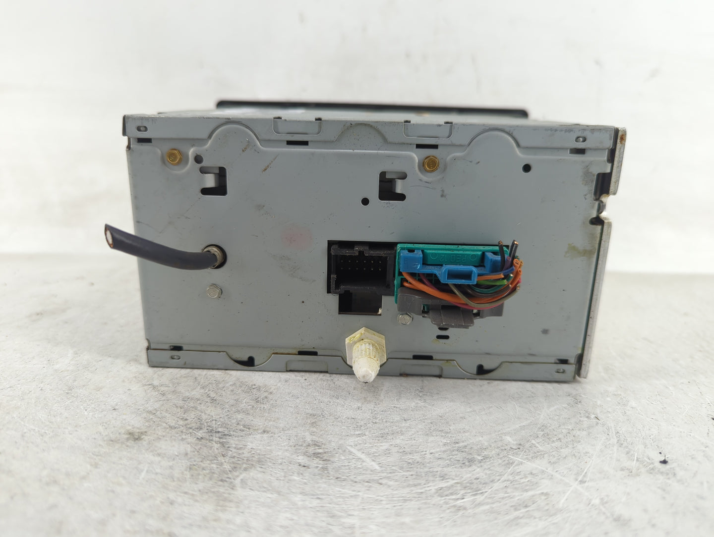 2003-2005 Chevrolet Silverado 2500 Radio AM FM Cd Player Receiver Replacement P/N:15184933 Fits Fits 2003 2004 2005 OEM Used