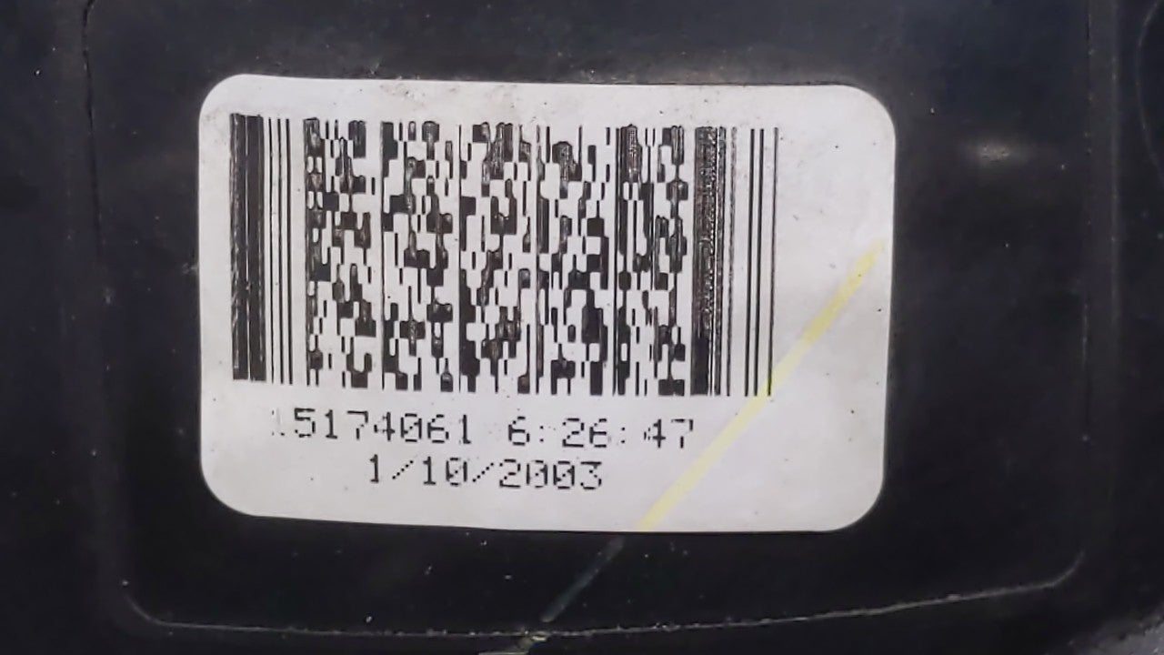 2003 Silverado 2500 Passenger Right Oem Head Light Headlight Lamp - Oemusedautoparts1.com