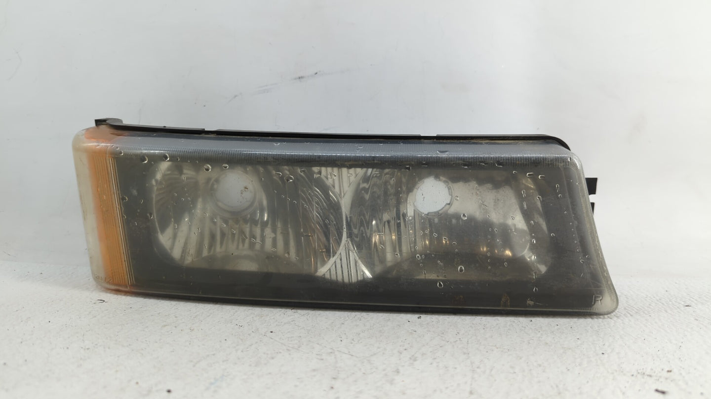 2003 Silverado 2500 Passenger Right Oem Head Light Headlight Lamp - Oemusedautoparts1.com