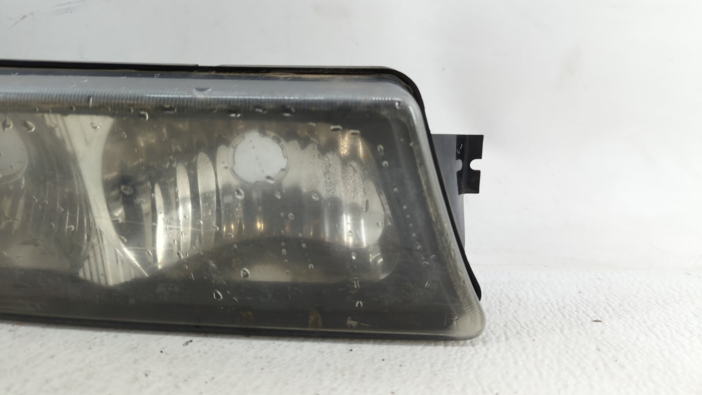 2003 Silverado 2500 Passenger Right Oem Head Light Headlight Lamp - Oemusedautoparts1.com