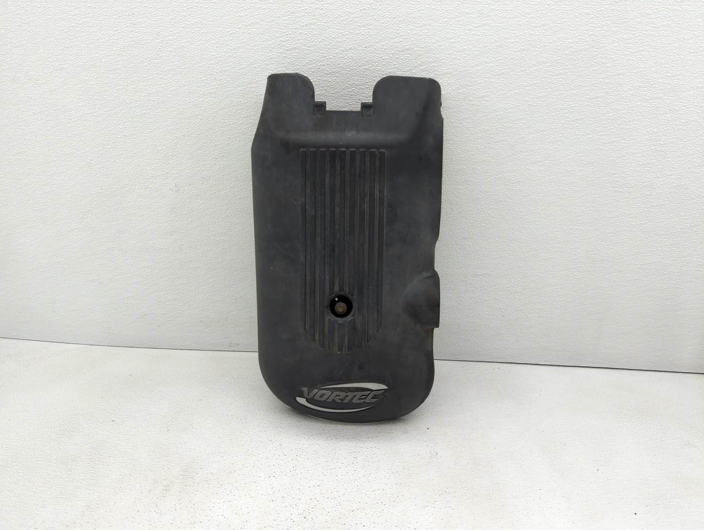 2003 Chevrolet Silverado 2500 Engine Cover - Oemusedautoparts1.com